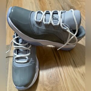 Air Jordan CMFT Low in Wolf Grey.